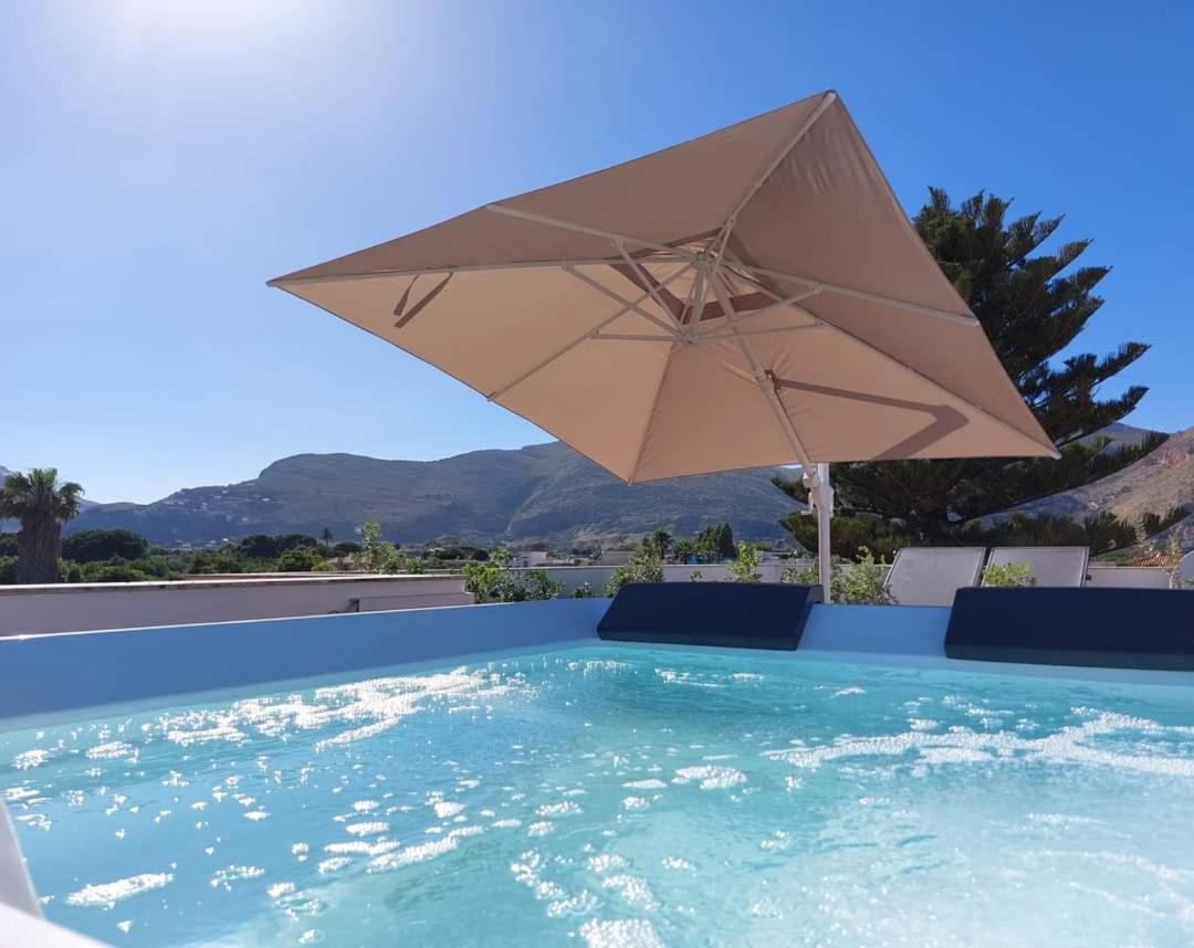 Mondello Martini Hotel ภายนอก รูปภาพ
