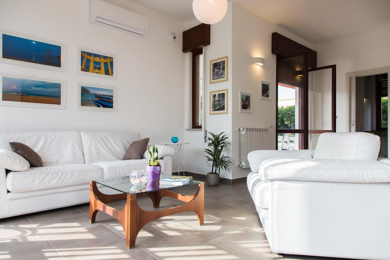Mondello Martini Hotel ภายนอก รูปภาพ