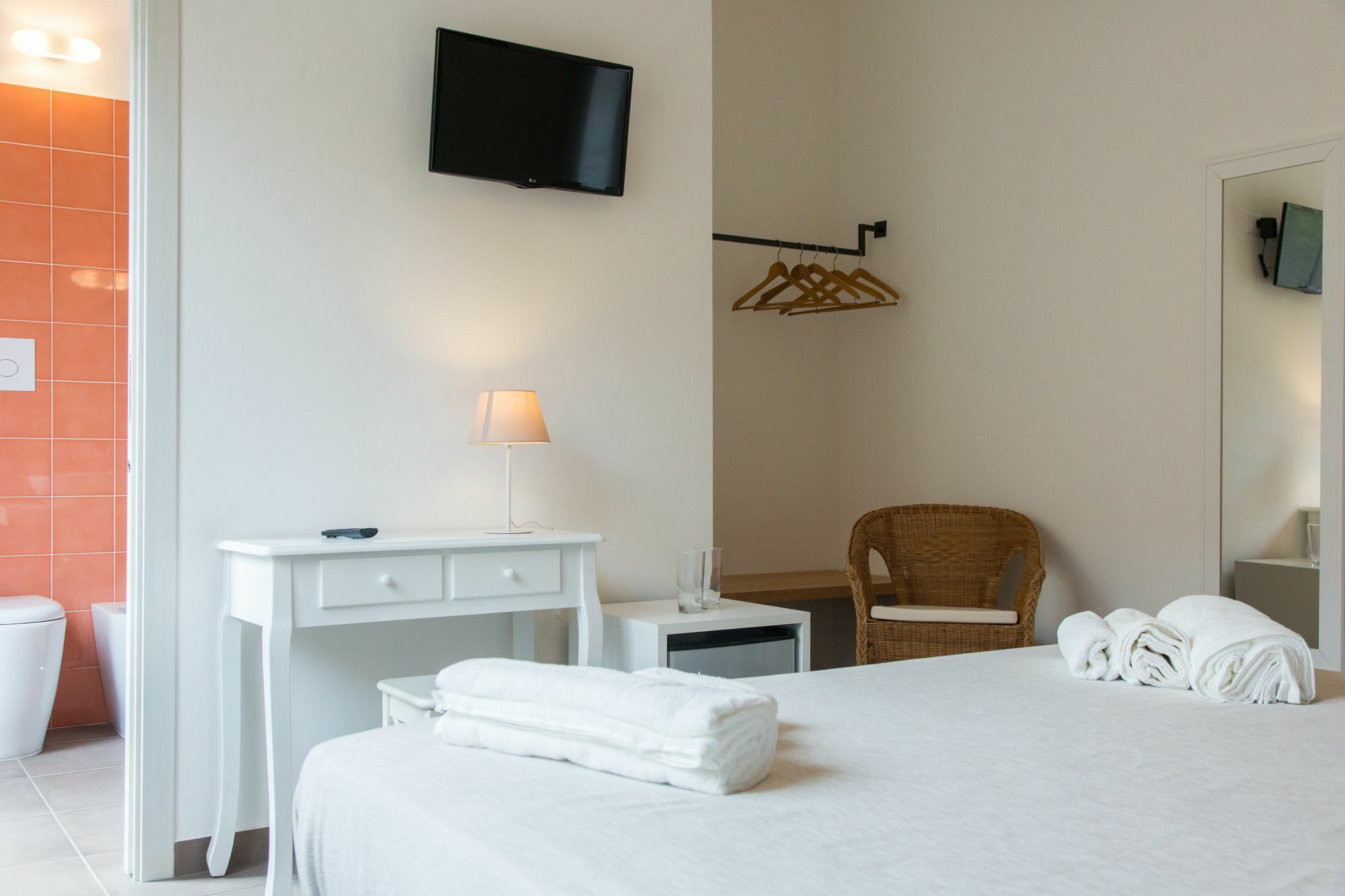 Mondello Martini Hotel ภายนอก รูปภาพ